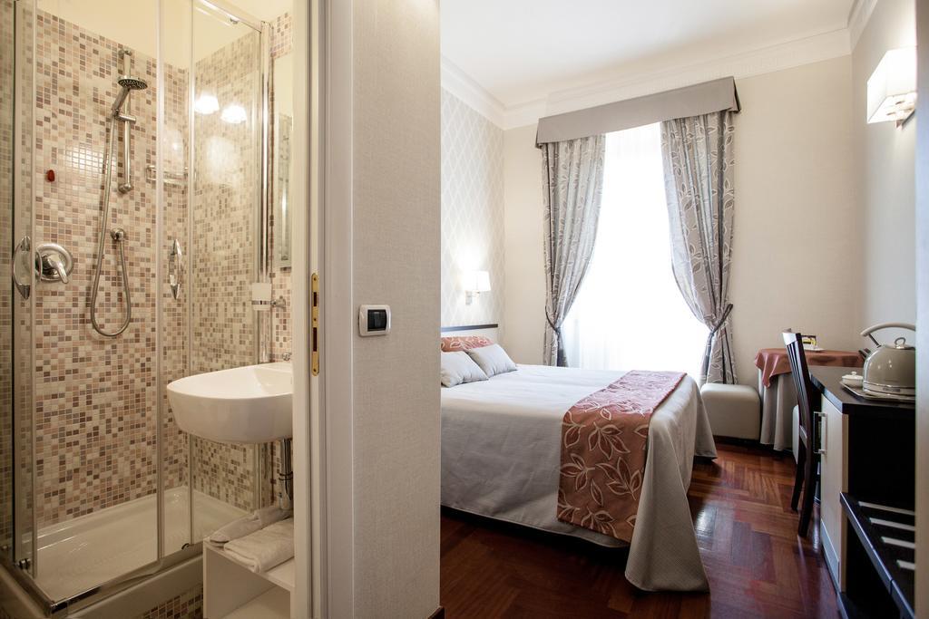 Hotel Domus Palatina Roma Esterno foto